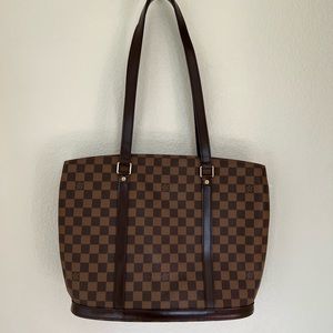 AUTHENTIC SHOULDER BAG